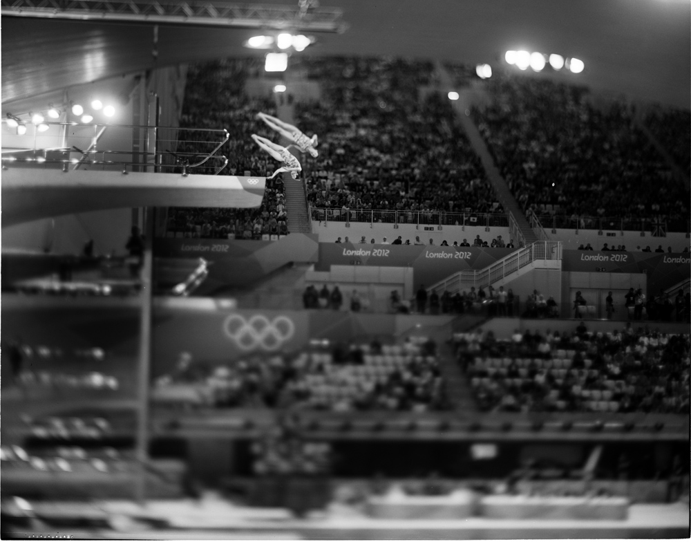 Two synchronized divers : London 2012 / Olympics : David Burnett | Photographer