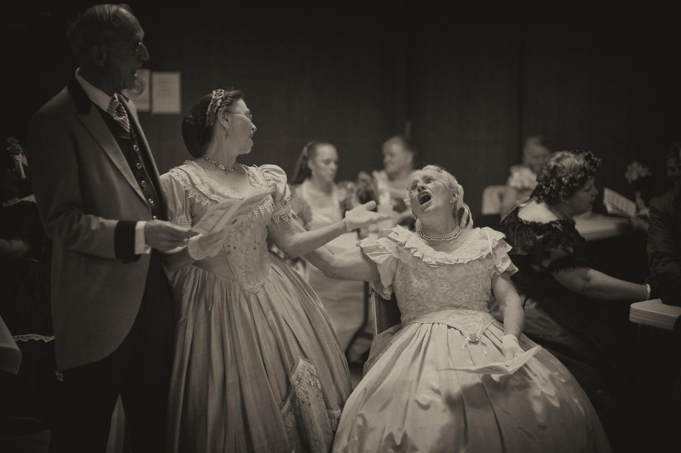 The ladies chorus abides. : The  Lincolns - a Convention : David Burnett | Photographer