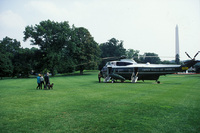 Following embarassing revelations about his relationship to Monica Lewinsky, Bill Clinton heads for a vacation with wife Hillary and daughter Chelsea - ©2025 David Burnett.<br/>All rights reserved.