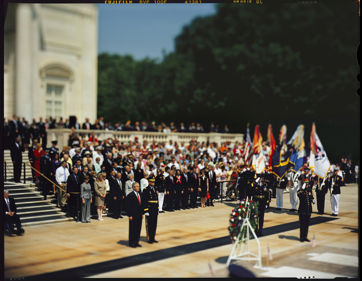 Pres. George W Bush lays a wreath, Arlington Nat'l Cemetary Memorial Day 2007 : Too Close UMFA : David Burnett | Photographer