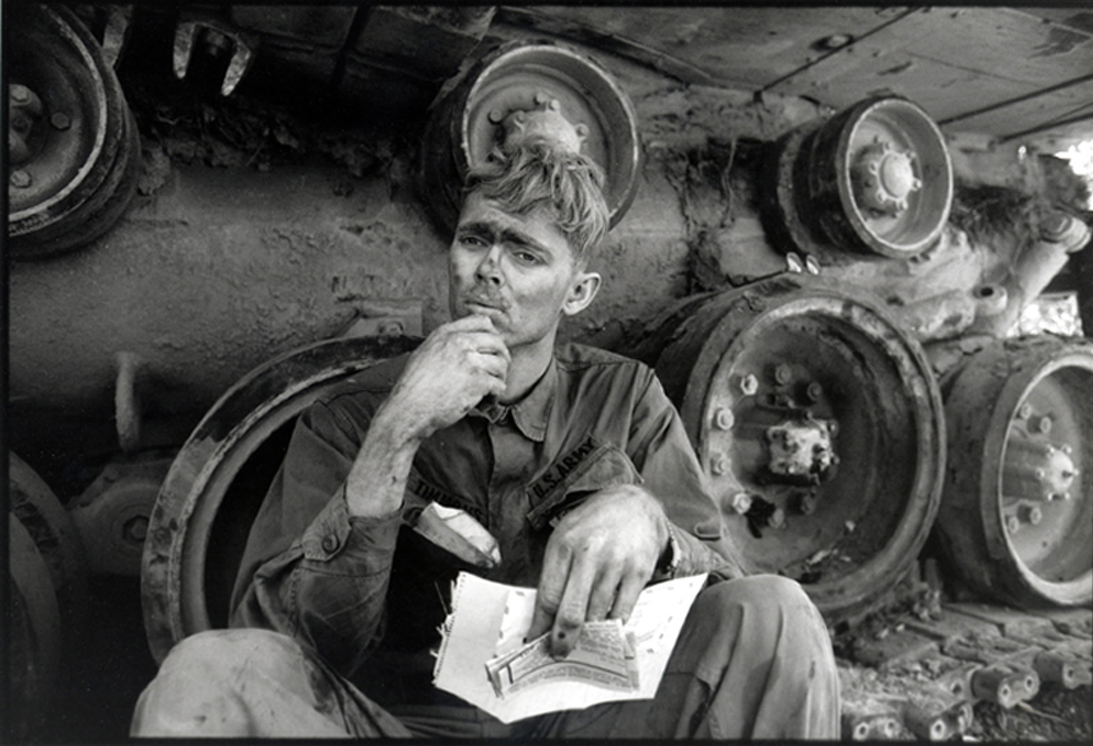 A soldier with a letter from home: Lang Vei, Vietnam : Classics, Old & New : David Burnett | Photographer