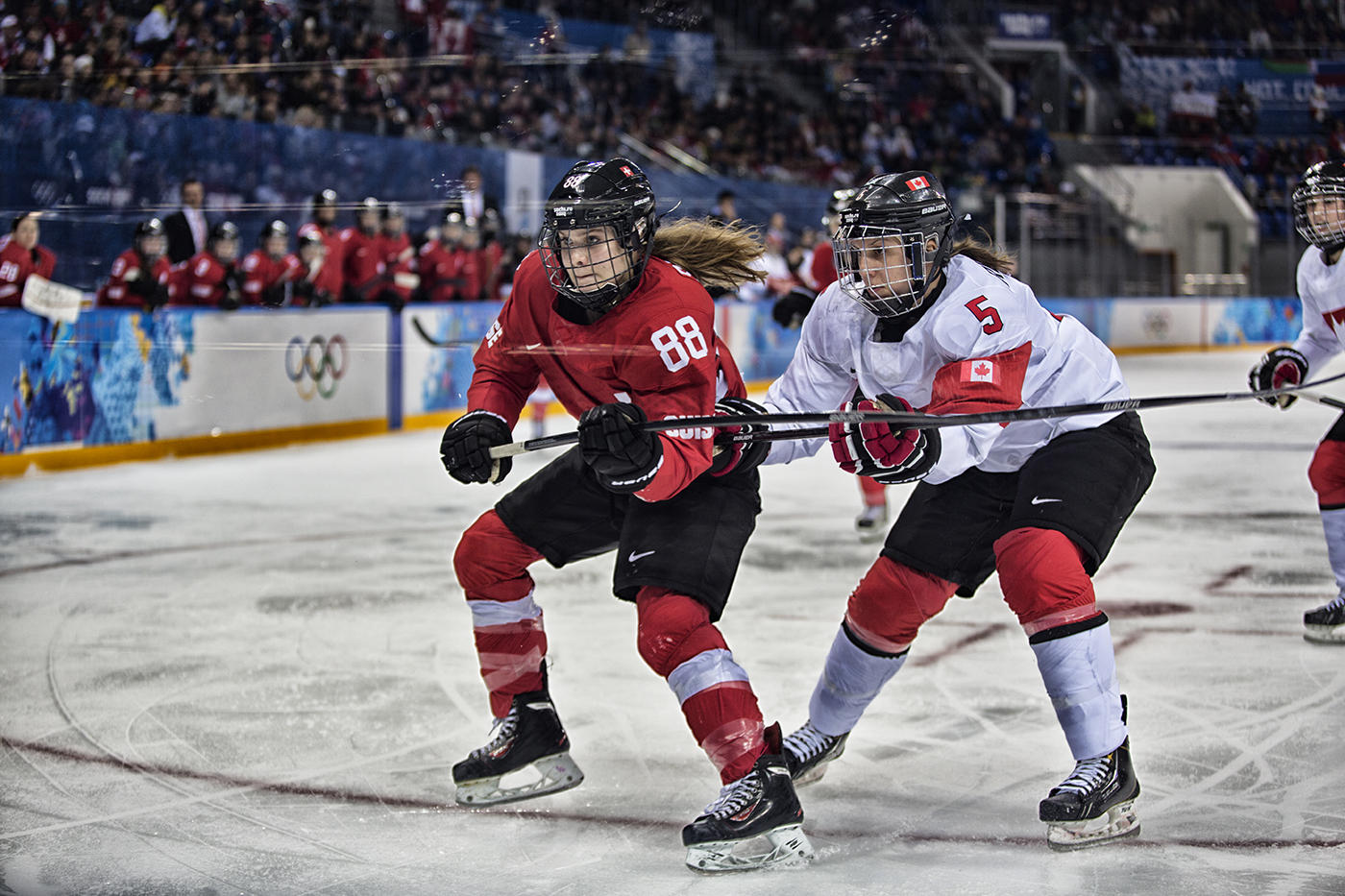 Can-Sui  Women's Hockey ©2014 David Burnett/IOC : Sochi 2014 - the Winter Games : David Burnett | Photographer