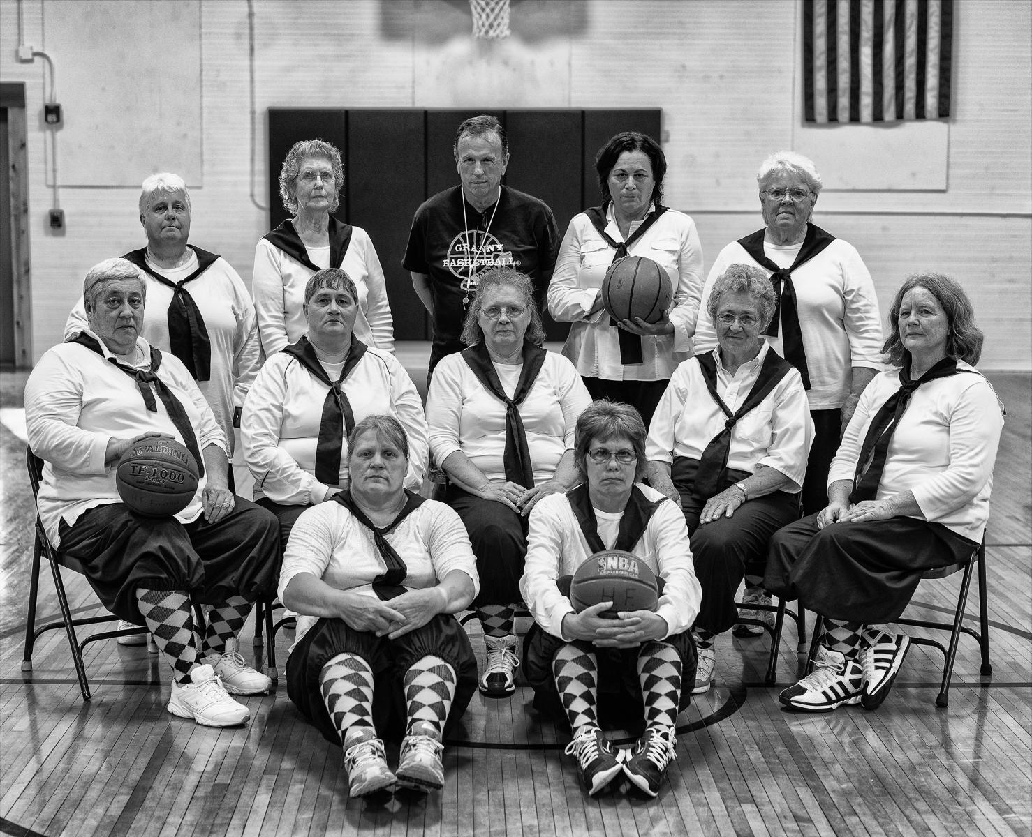 Granny Basketball:  Iowa : Senior Athletes : David Burnett | Photographer