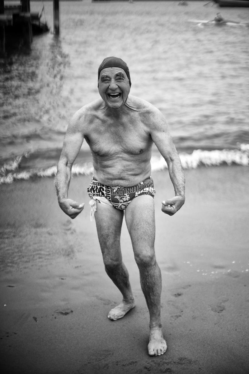 Swimming the cove at SF Bay : Senior Athletes : David Burnett | Photographer