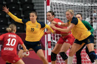 Handball - ©2024 David Burnett.<br/>All rights reserved.