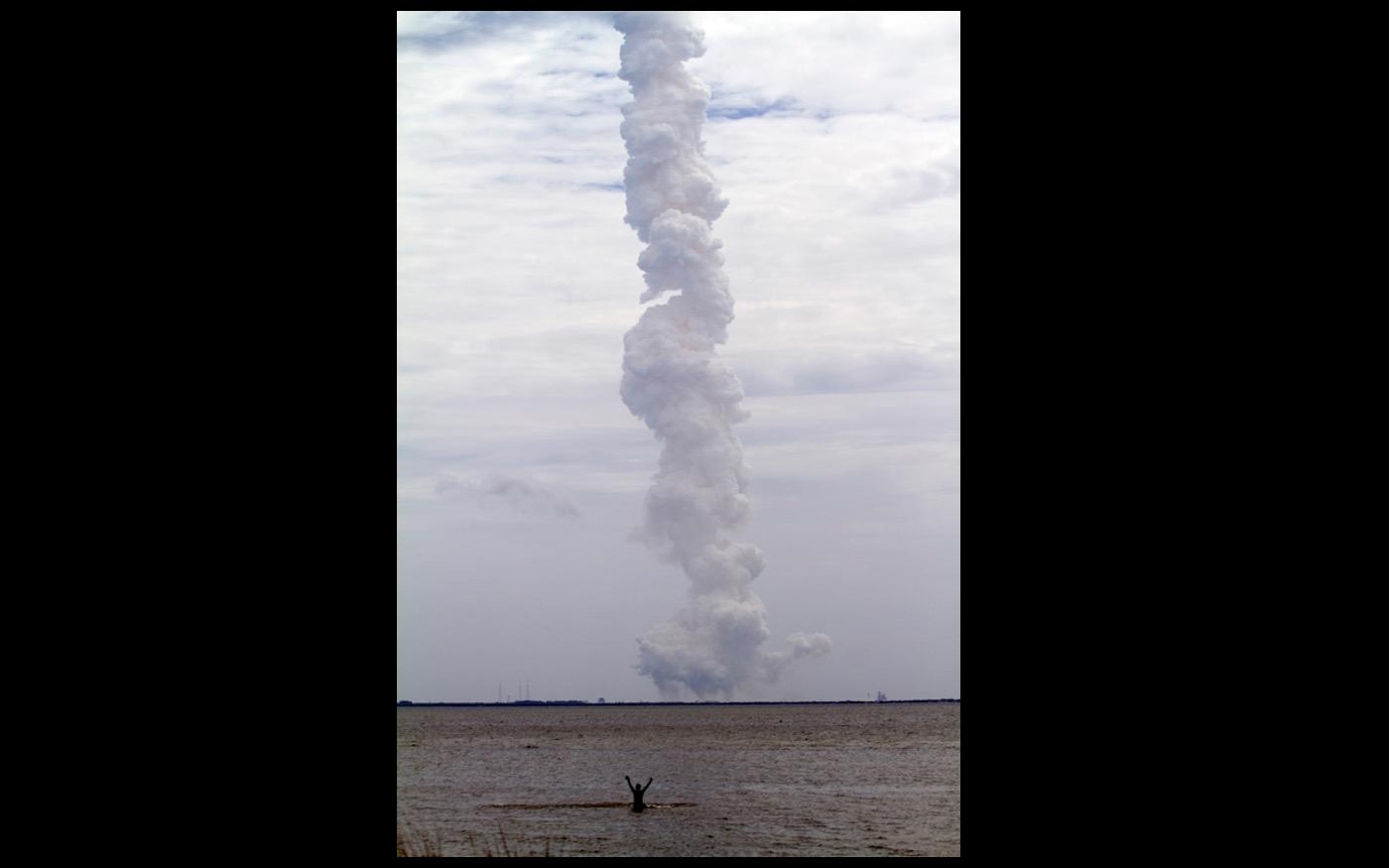 The launch contrail of the last Space Shuttle  2011 : Looking Back: 60 Years of Photographs : David Burnett | Photographer