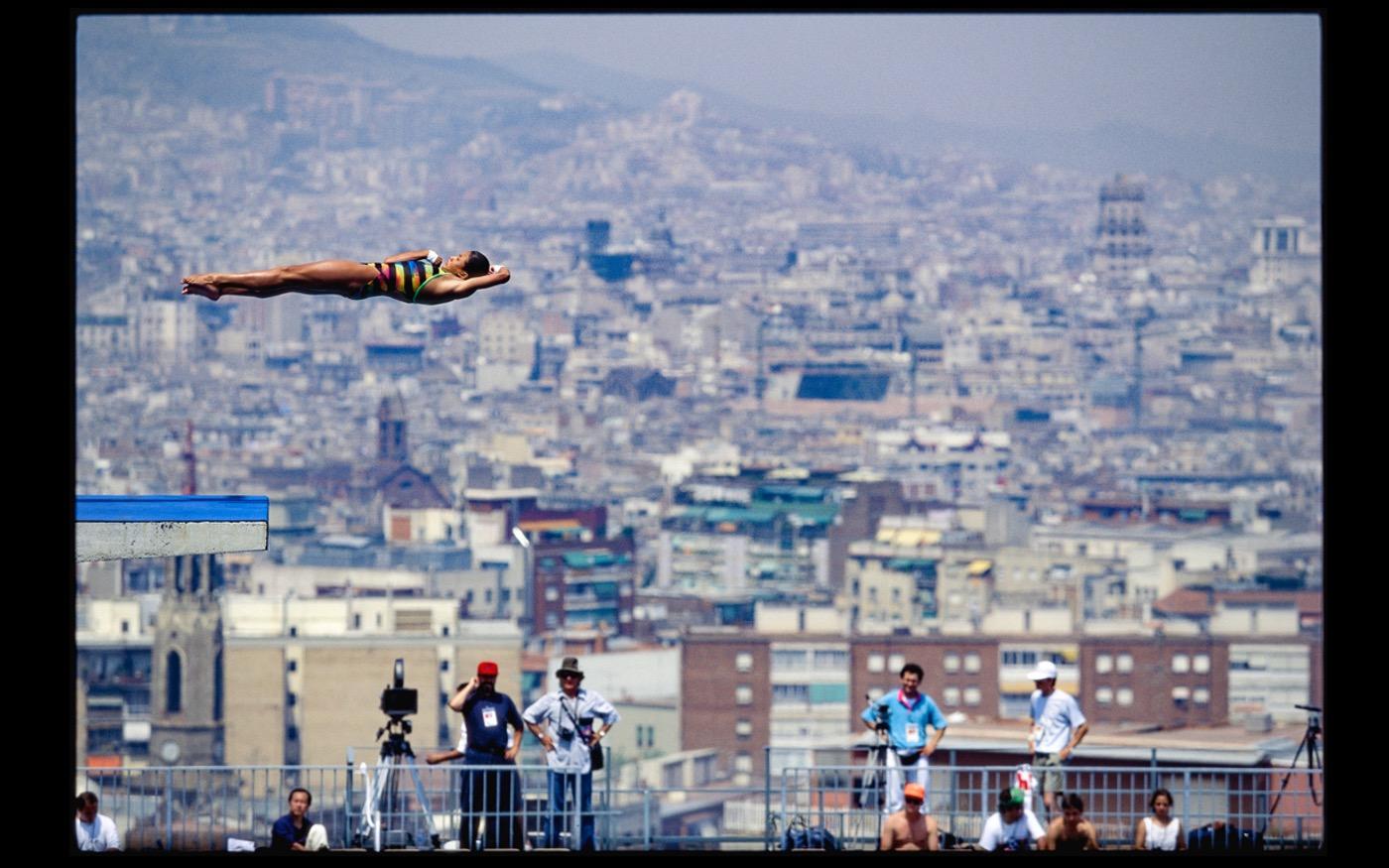 Gold Medal dinver Fu Minh Xia at the Barcelona Games 1992 : Looking Back: 60 Years of Photographs : David Burnett | Photographer