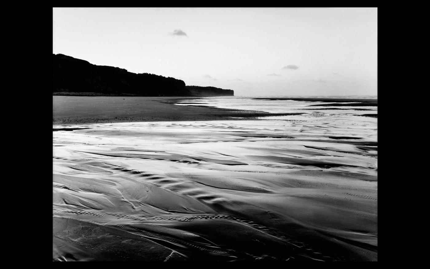 Omaha Beach: Where the first troops of D-Day landed on June 6, 1944
1994 : Looking Back: 60 Years of Photographs : David Burnett | Photographer