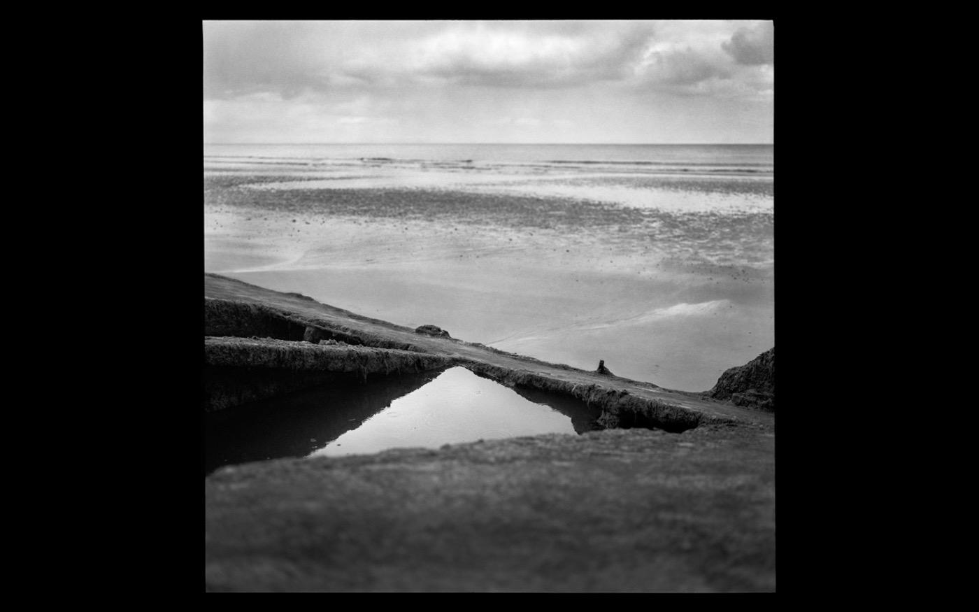 Omaha Beach   : Looking Back: 60 Years of Photographs : David Burnett | Photographer