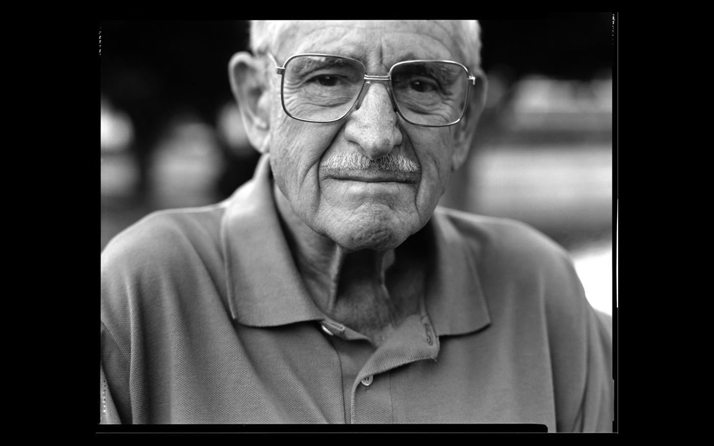 American veteran Harry Parley
2004 : Looking Back: 60 Years of Photographs : David Burnett | Photographer