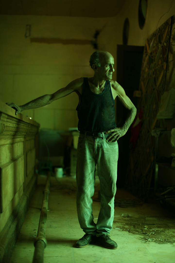 Cuban carpenter, Havana : Encounters : David Burnett | Photographer